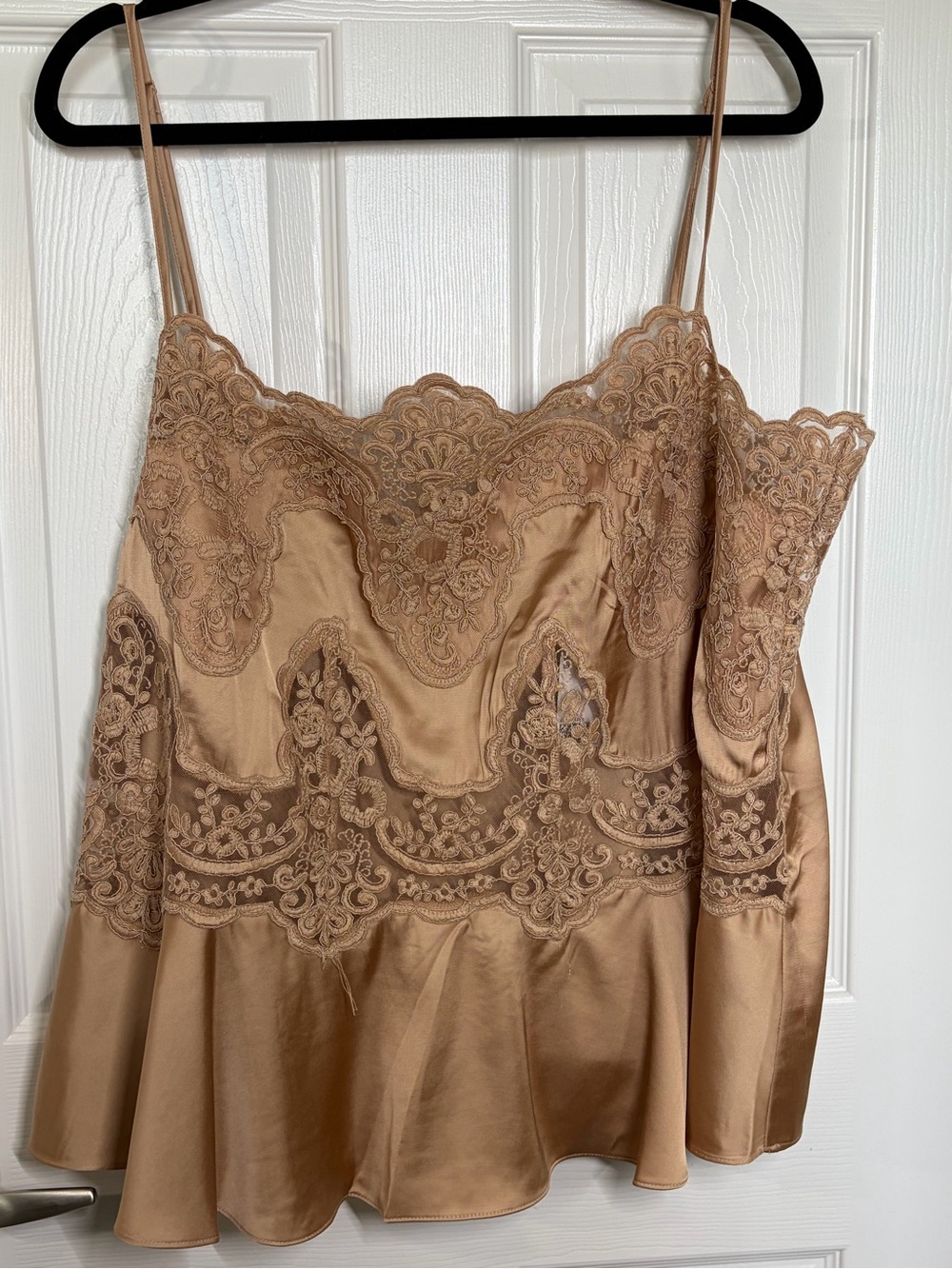 NWT! H&M Beige Lace-Trim Dress Set - Picture 6 of 14